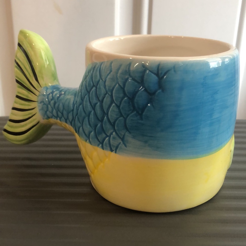 Fish mug - Picture 3 of 5